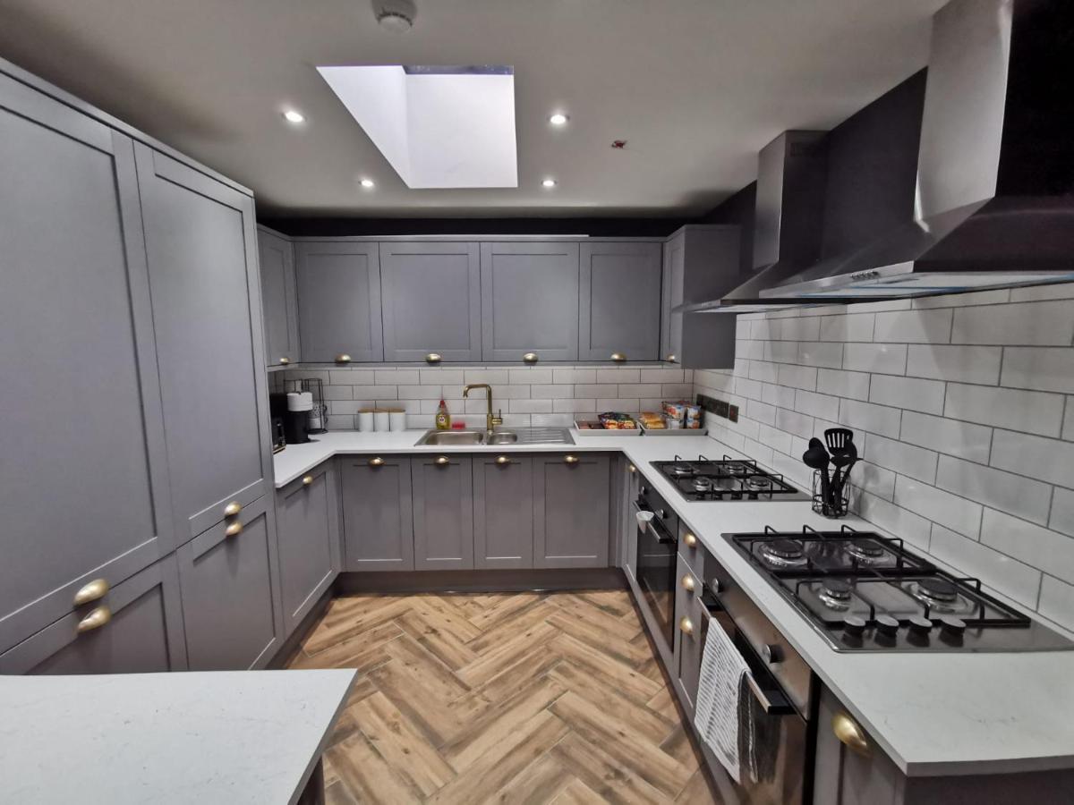 Lombard House - Boutique Hotel By Tifa Stays Swansea Eksteriør billede